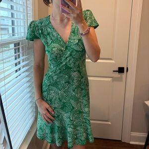 Green floral wrap midi dress 💚✨